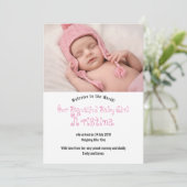 ウェルカムベビーガール写真アナウンスメントカード 招待状 (スタンド正面)
