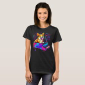 ウェルシュ・コーギー・ピアニスト犬 Tシャツ (正面フル)