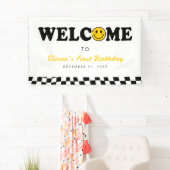 ウェーブイエロー名門私立校風のスマイルボーイ1st誕生日へようこそ 横断幕 (インサイチュ)