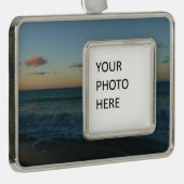 ウェーブクラッシングアットサンセットビーチ風景 シルバープレートフレームオーナメント (右)