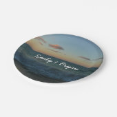 ウェーブクラッシングアットサンセットビーチ風景 ペーパープレート (アングル)