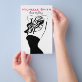 ウェーブヘアの可愛い女の子のヘアスタイリング ブランディング チラシ (ハンドル)