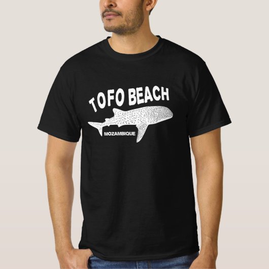 ウェールサメと泳ぐ – Tofoビーチモザンビーク Tシャツ (正面)