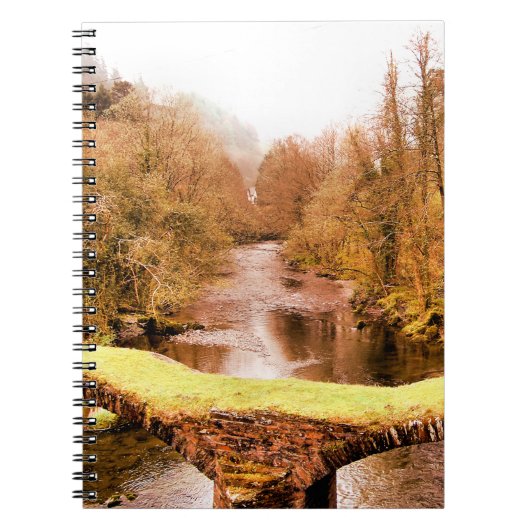 ウェールズの見解 ノートブック (正面)