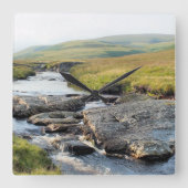 ウェールズの風景 スクエア壁時計 (正面)