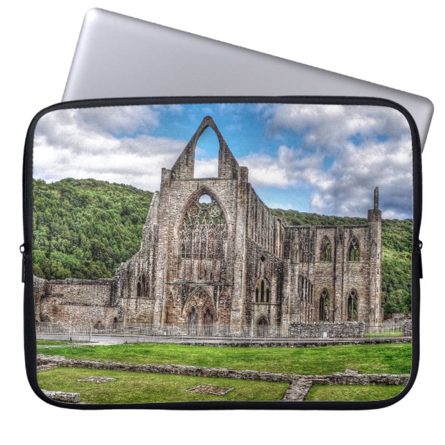 ウェールズのCistercian修道院、古代Tintern Abbey ラップトップスリーブ (正面)