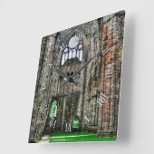 ウェールズのCistercian修道院、Tintern Abbey スクエア壁時計 (傾斜)