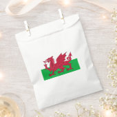 ウェールズ国旗(ウェールズ) (ウェールズ) フェイバーバッグ (クリップ留めされた状態)