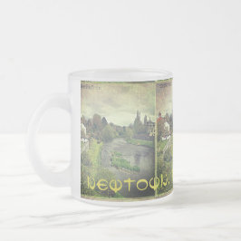 ウェールズ州Wpowys、NewtownのRiver Hafern フロストグラスマグカップ