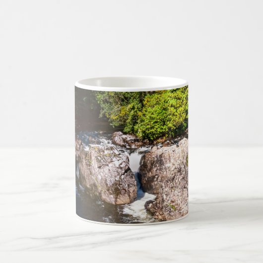 ウェールズ,スノードニア, Beths-y-Coedの滝 コーヒーマグカップ (中央)