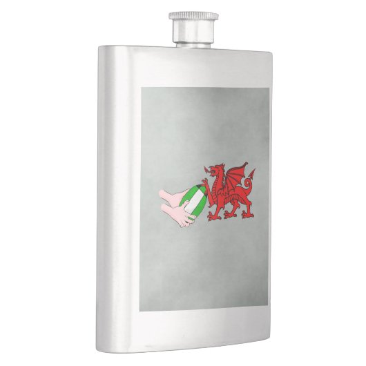 ウェールズ・ラグビーチーム・ドラゴンとラグビーボール フラスク (右)