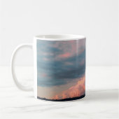 ウェー威厳のあるルスの夕日 コーヒーマグカップ (左)
