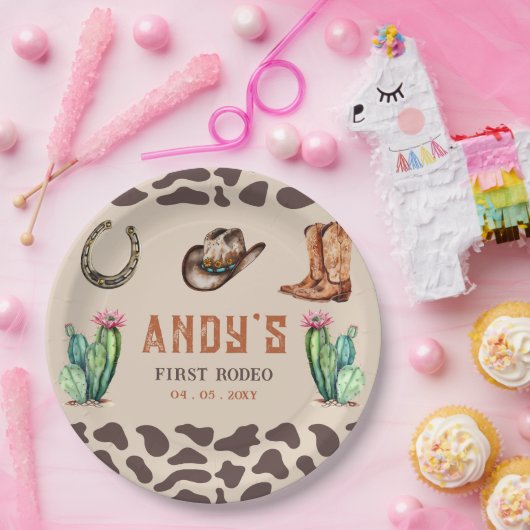 ウエスタンカウボーイファーストロデオボーイズ誕生日 ペーパープレート (パーティー)