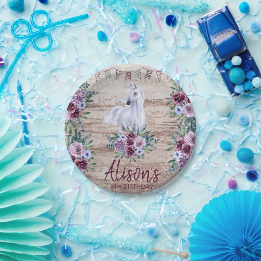 ウエスタンカントリー女性のカーボーイロデオ誕生日 ペーパープレート (パーティー)