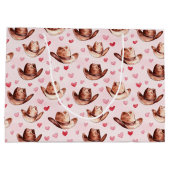 ウエスタンブラウンピンク女性のカーボーイハッツハート誕生日 ラージペーパーバッグ (裏面)