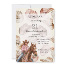 ウエスタンブロンド女性のカーボーイハッツ誕生日