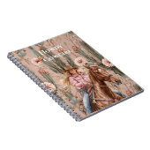 ウエスタンブロンド女性のカーボーイピンクサボテンフローラ ノートブック (右側)