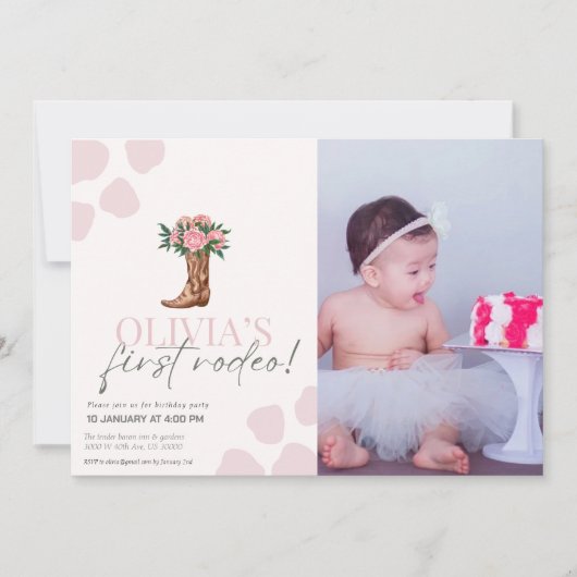 ウエスタン女性のカーボーイの最初の誕生日 招待状 (正面)