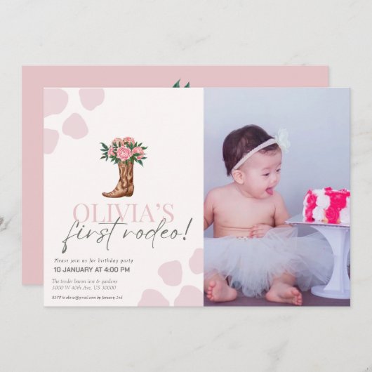 ウエスタン女性のカーボーイの最初の誕生日 招待状 (正面/裏面)
