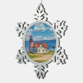 ウエストクードディヘッドライトハウス，ルベック，メイン スノーフレークピューターオーナメント (右)