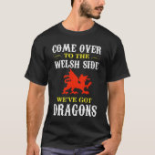 ウエル来シュ側ウェールズのドラゴンTシャツまで Tシャツ (正面)