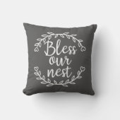 ウエ賛美ンストファームハウスグレーアクセント クッション (正面)