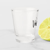 ウォッカの小グラス ショットグラス (左)