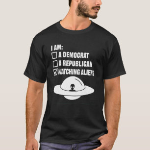 ウォッチングエイリアンUfo宇宙船地球外A Tシャツ