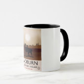 ウォバーン – ベッドフォードシャーヴィンテージスタイル旅行ポスター。 マグカップ (正面右)