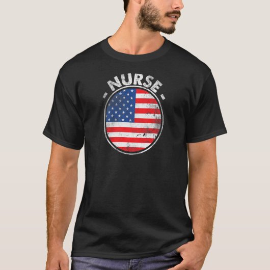 ウォメンズアメリカ国旗のナース Tシャツ (正面)