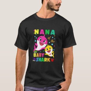 ウォメンズナナオブザ誕生日ベビーナナシャークファミリー Tシャツ
