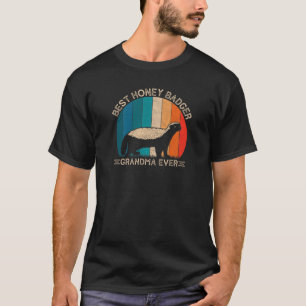 ウォメンズレトロハニーバッジャーデザインフォー祖母おもしろい Tシャツ