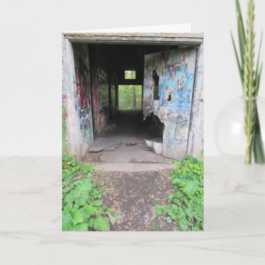 「ウォルコット精神病院のドアウェイ」 誕生日カード #1 カード (正面)