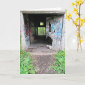 「ウォルコット精神病院のドア」誕生日カード #1 カード (黄色い花)