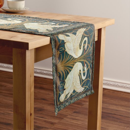 ウォルタークレーン白鳥、ラッシュとアイリスアールヌーボー ショートテーブルランナー (インサイチュ)