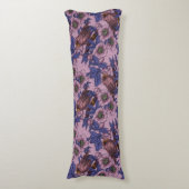 ウォレンとヘレボア、ピンクとバイオレット ボディピロー (正面縦)