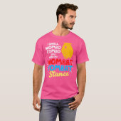 ウォンバおもしろいットの姿勢 Tシャツ (正面フル)