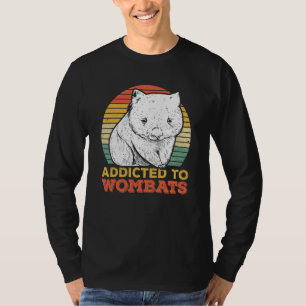 ウォンバットに溺れている Tシャツ