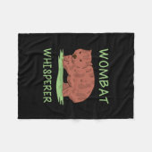 ウォンバットウィスパー フリースブランケット (正面(横))