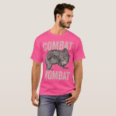 ウォンバット好きのウォンバットと戦う Tシャツ (正面フル)
