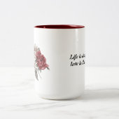 ウォータカラーバラ春ブーケ&ラブ引用文 ツートーンマグカップ (中央)