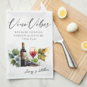 ウォーターエレガントカラーヴィノヴィベスヴィネヤード引用文 キッチンタオル (四つ折り)