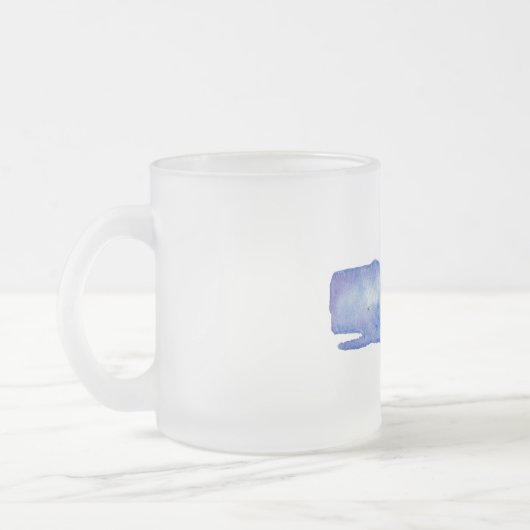 ウォーターカラーのクジラのコーヒーマグ フロストグラスマグカップ (左)