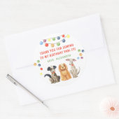 ウォーターカラーの犬の1歳の誕生日パーティー ありがとう ラウンドシール (封筒)