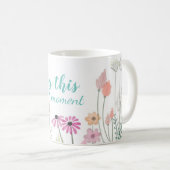 ウォーターカラーの花畑 今この瞬間を楽しむ コーヒーマグカップ (正面右)