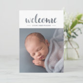 ウォーターカラースクリプトトライアングルガーランドコラージュ誕生A 案内状 (スタンド正面)