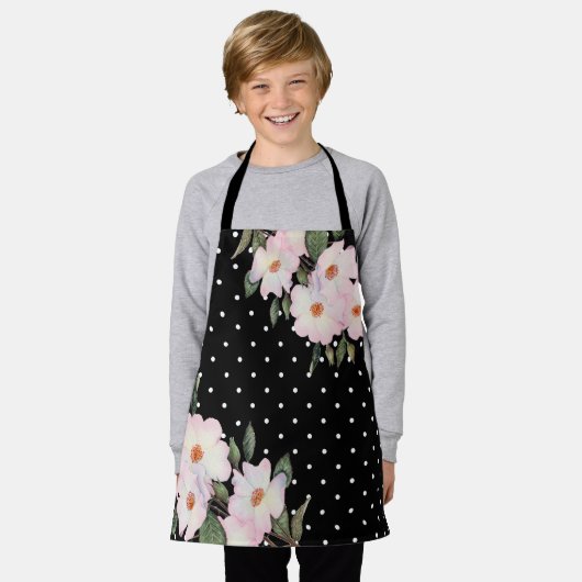 ウォーターカラーピンクホワイトローズ白黒水玉模様 エプロン (着用した状態)