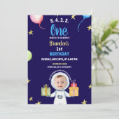 ウォーターカラーブルー&イエロー宇宙飛行士1歳の誕生日 招待状 (スタンド正面)