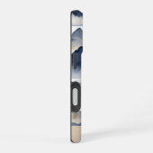 ウォーターカラーマウンテンパーソナライズドネーム iPhone 16ケース (右側面)