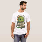 ウォーターカラー宇宙飛行士恐竜 かわいい宇宙探検 Tシャツ (正面フル)